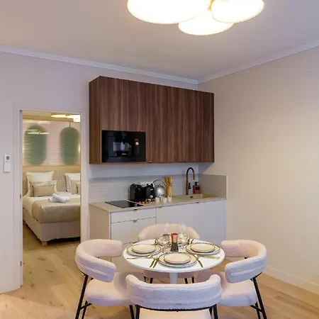 The Josephine Montmartre Apartment