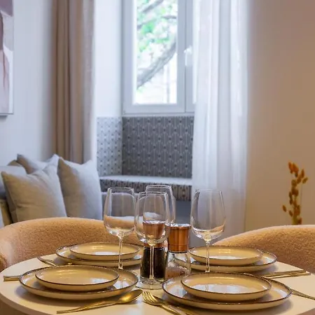 The Josephine Montmartre Apartment Paris